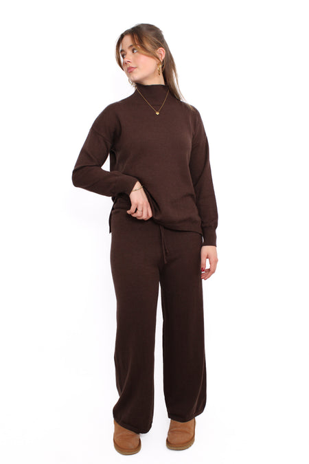 SOFT TOUCH LOUNGE SET - BROWN