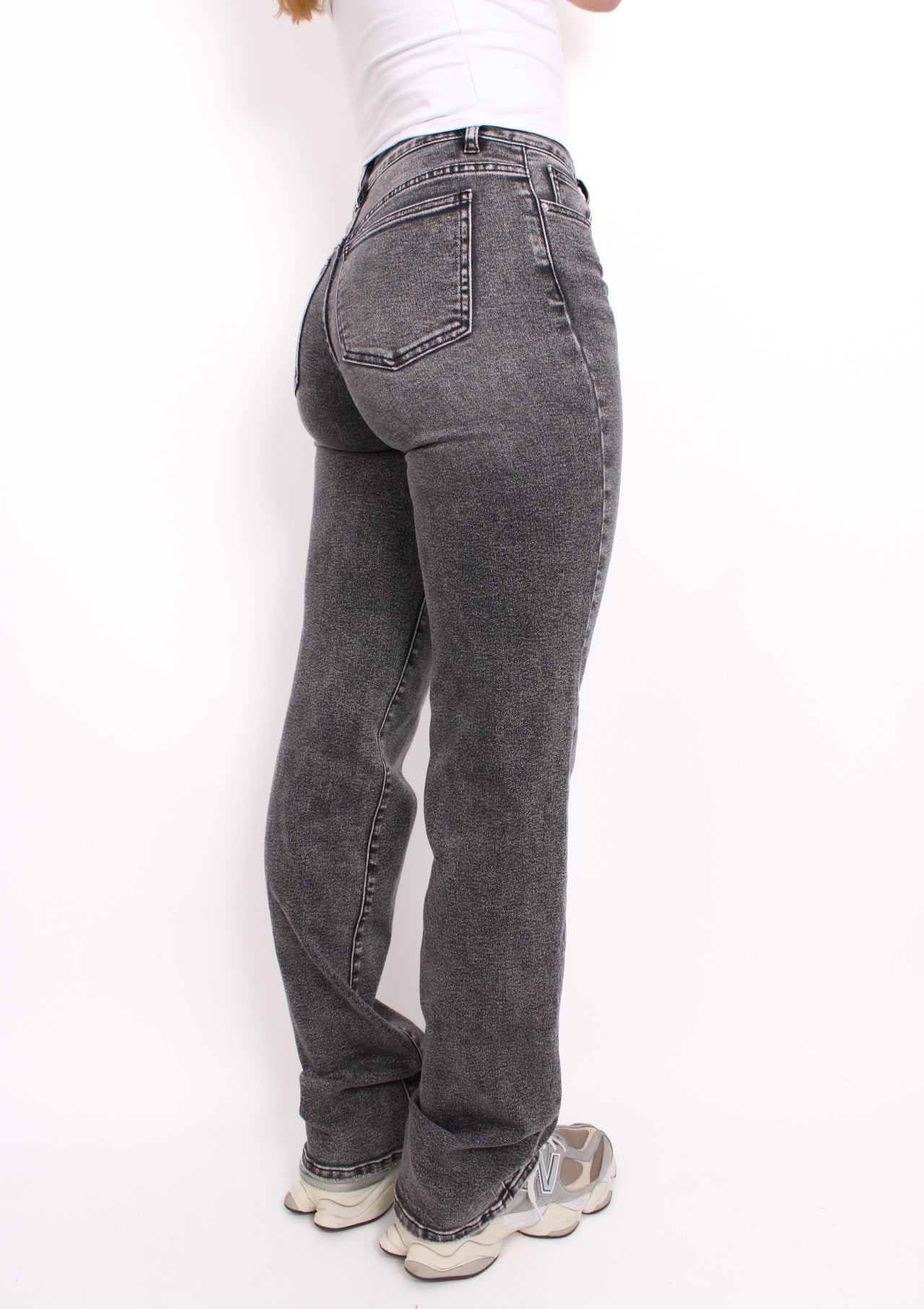 ''EXTRA TALL'' MID WAIST JEANS - GREY