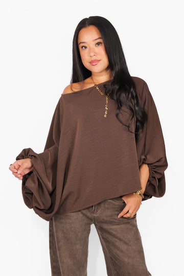 FLOWY TOP