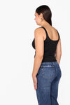 BODY HUG TOP