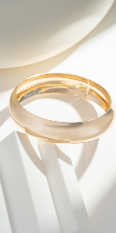 LESS IS MORE BANGLE - GOLD