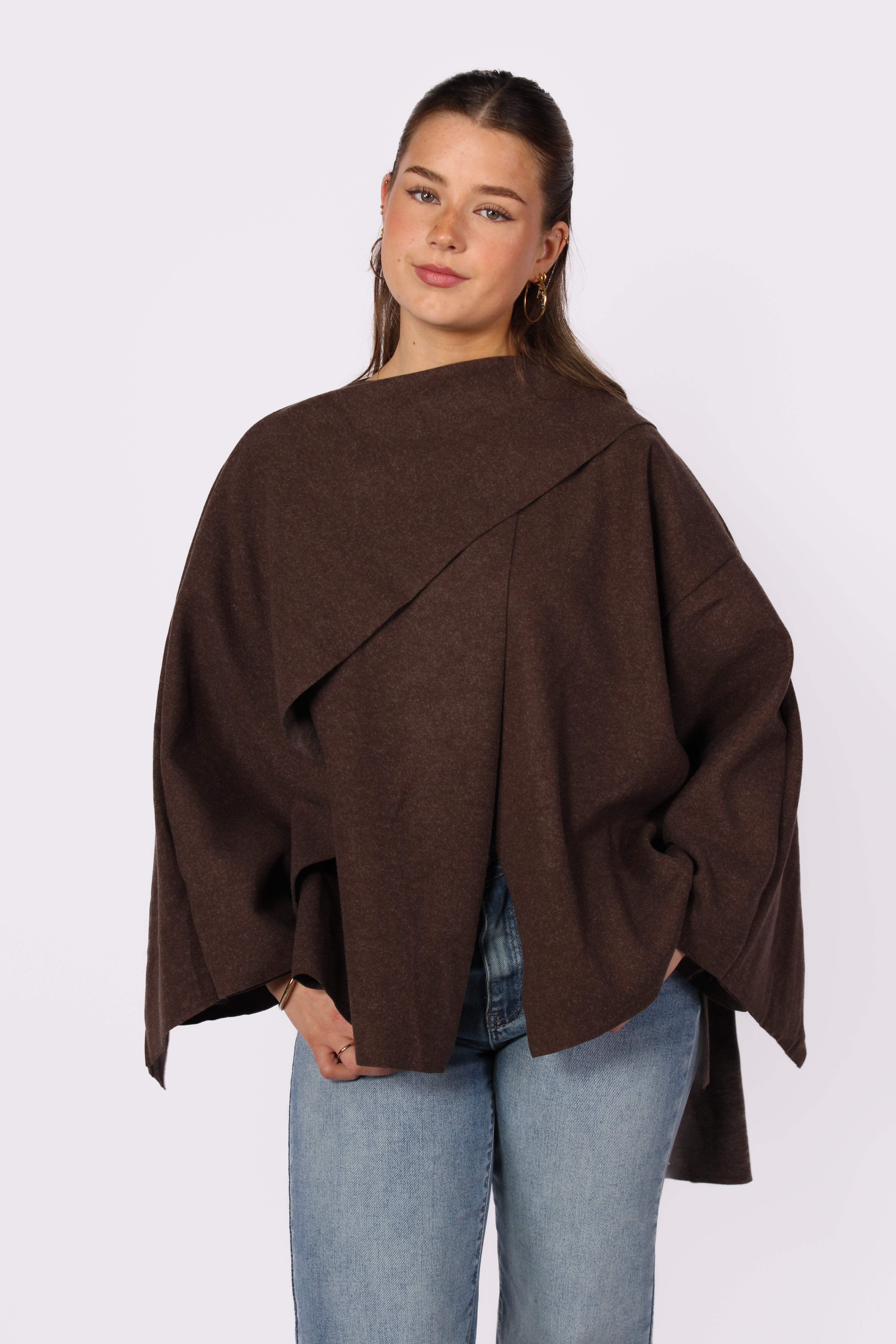 CLASSIC PONCHO - BROWN