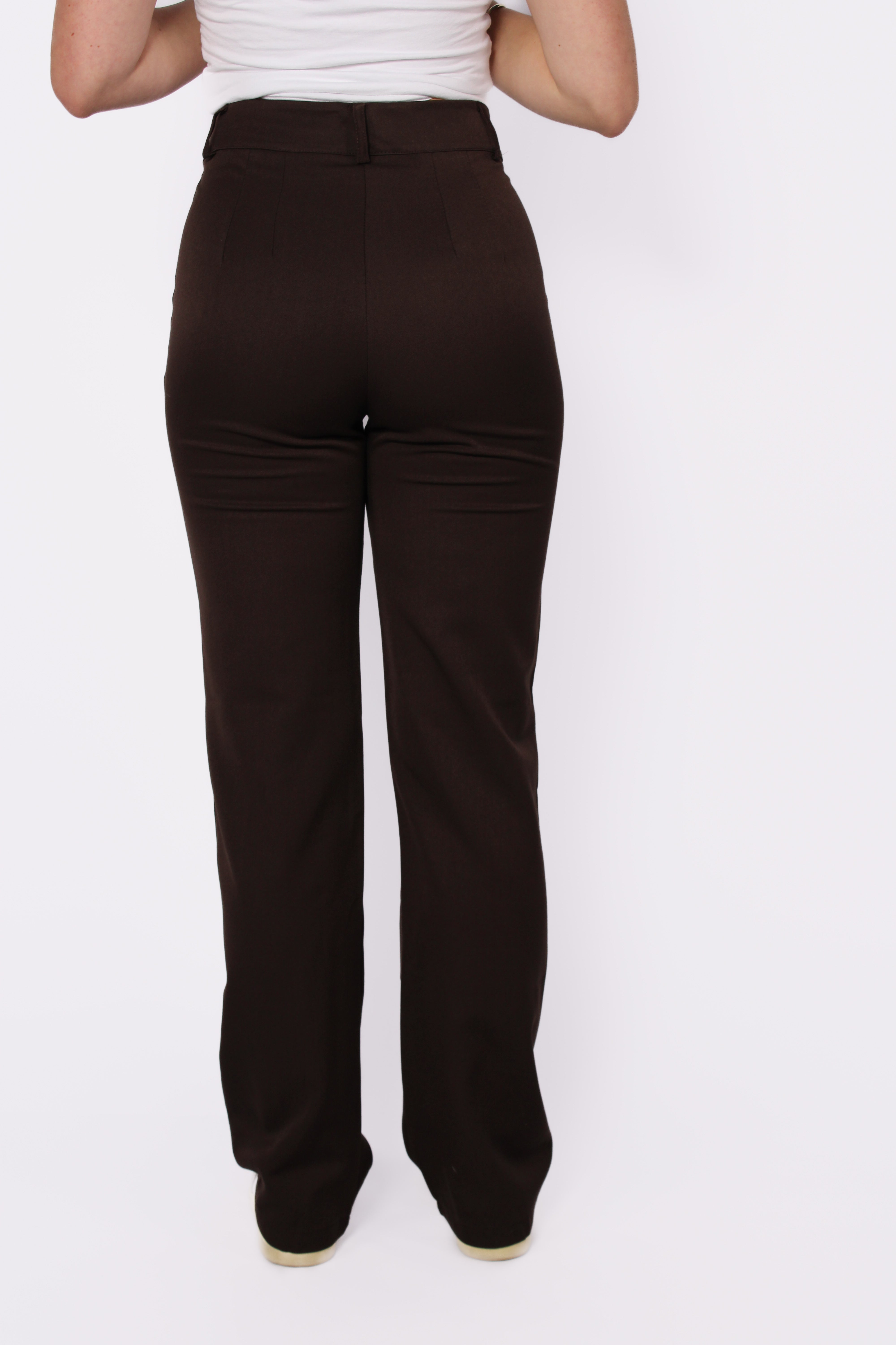 STRAIGHT LEG TROUSER - DARK BROWN