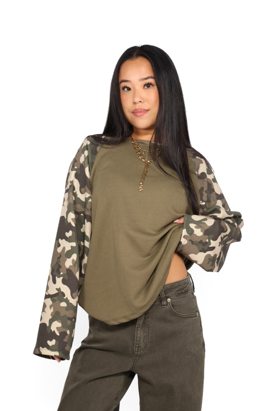 A TOUCH OF CAMO LONGSLEEVE