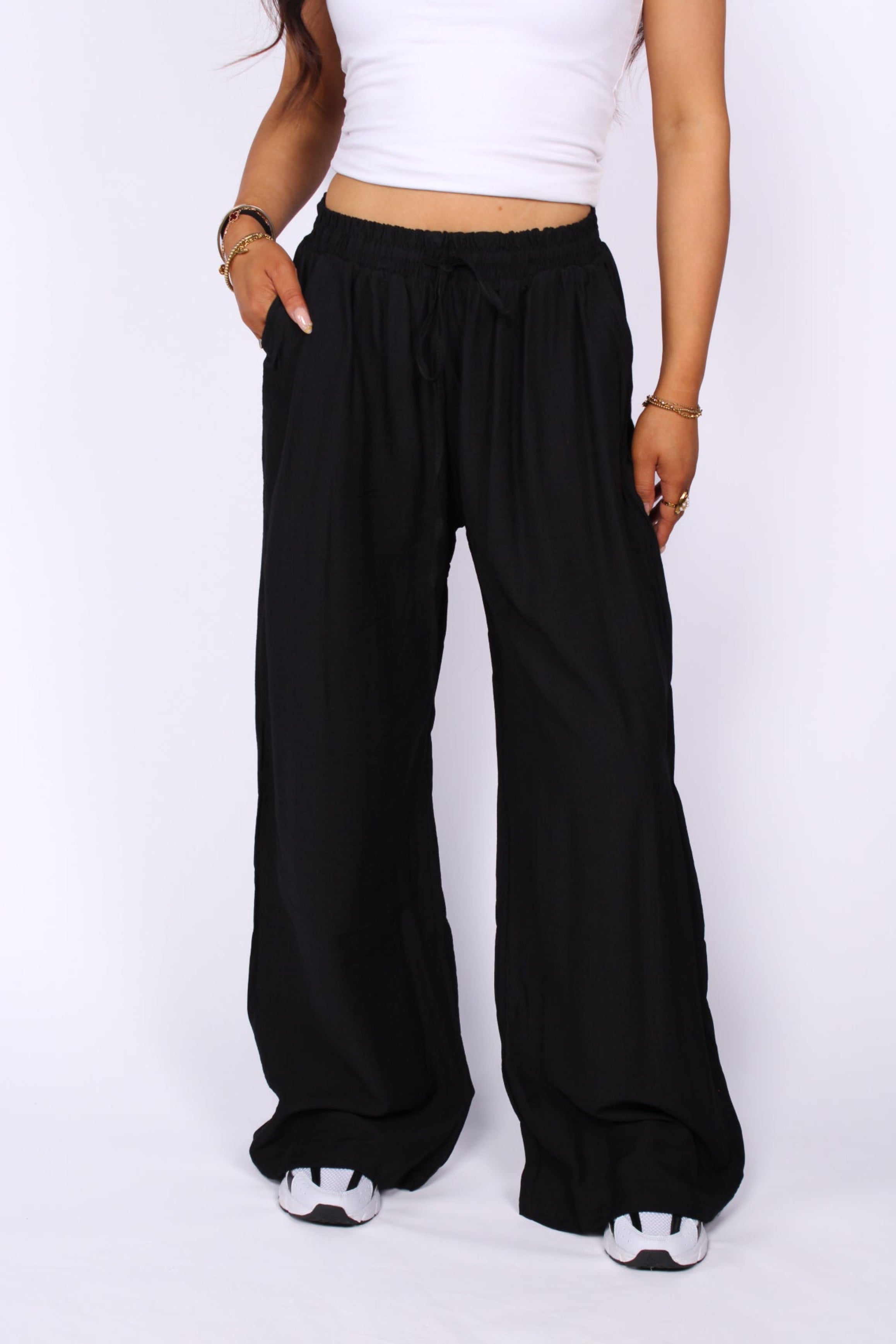 AIRY WAVE PANTS - BLACK