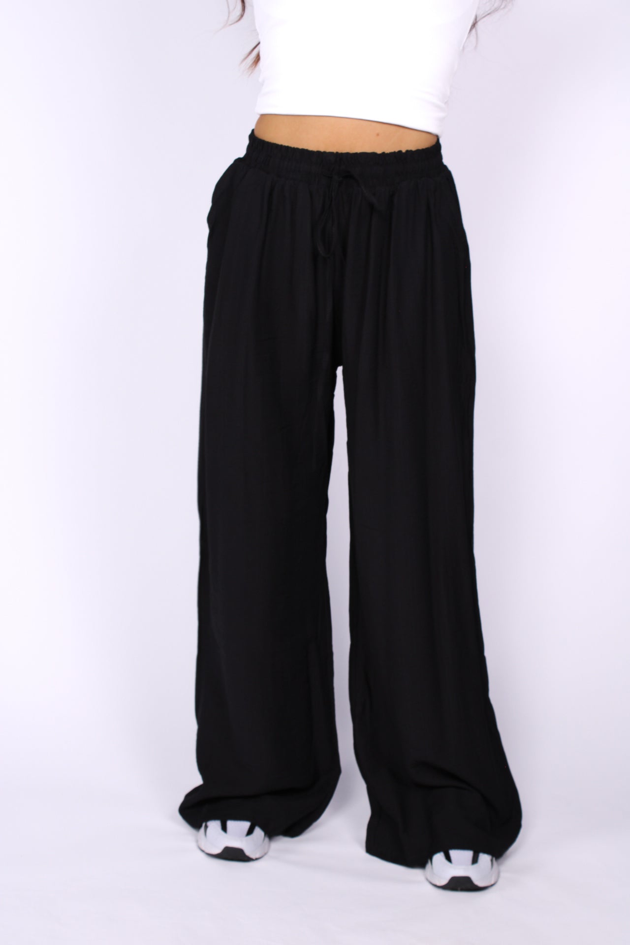 AIRY WAVE PANTS - BLACK