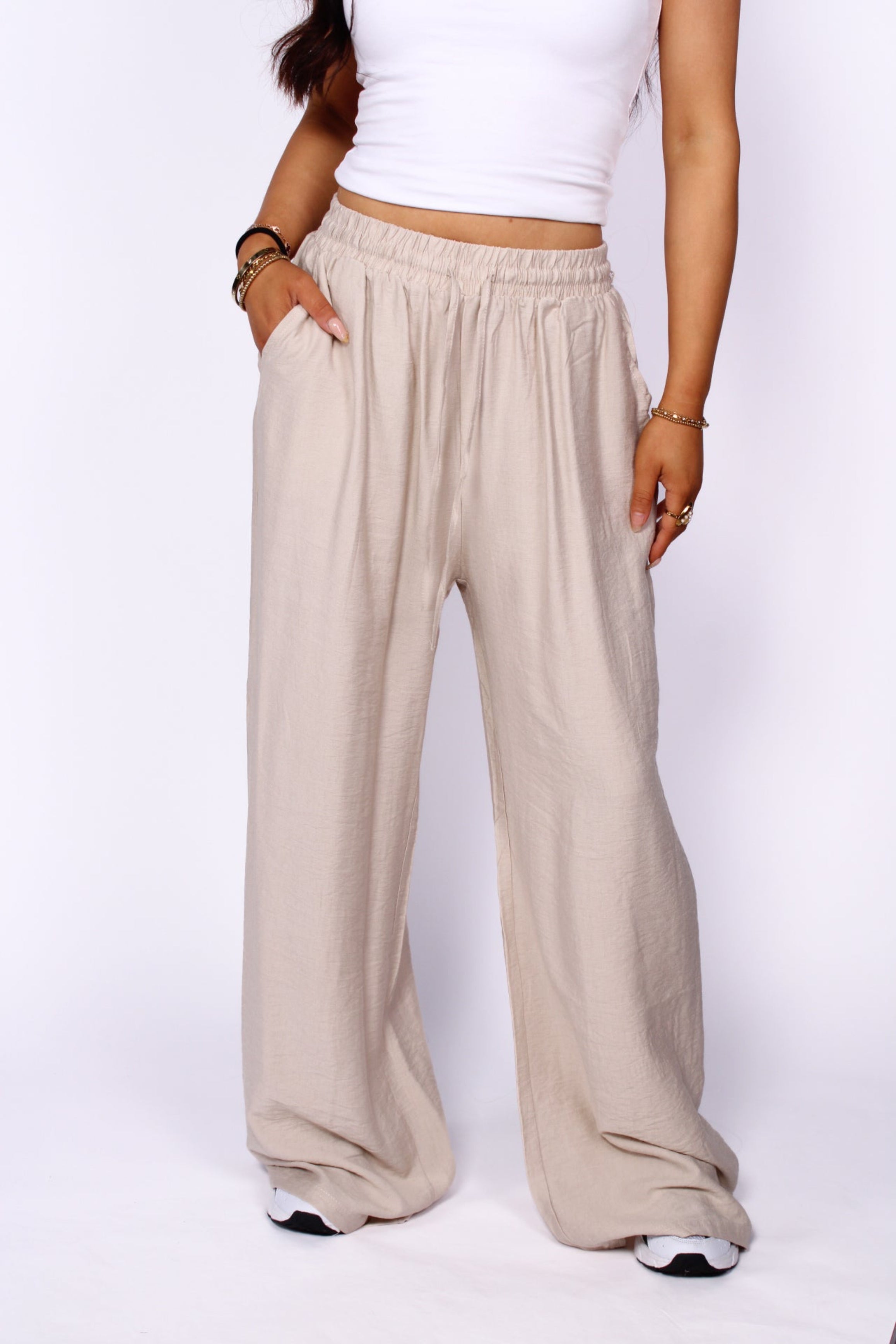AIRY WAVE PANTS - BEIGE
