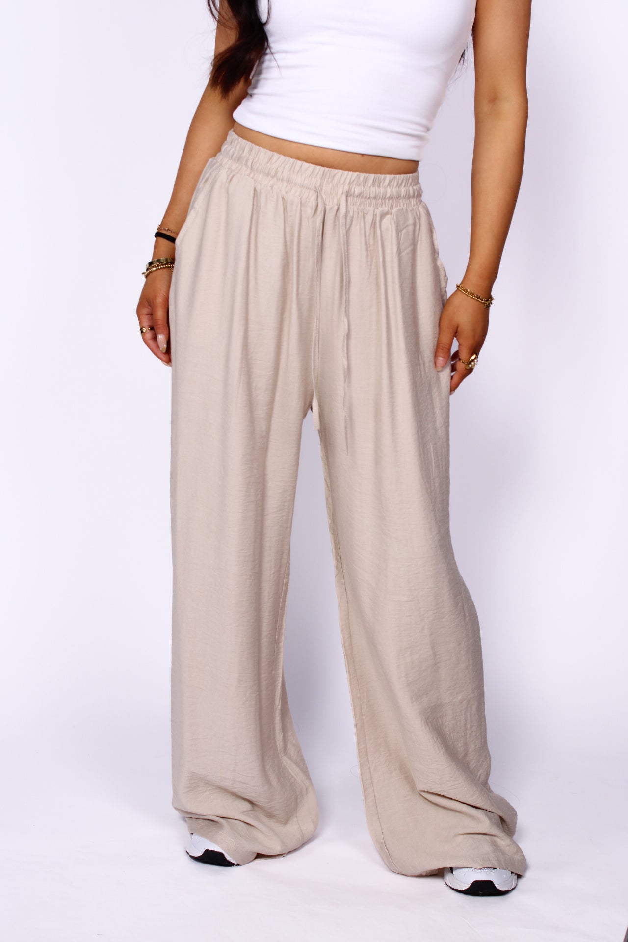 AIRY WAVE PANTS - BEIGE