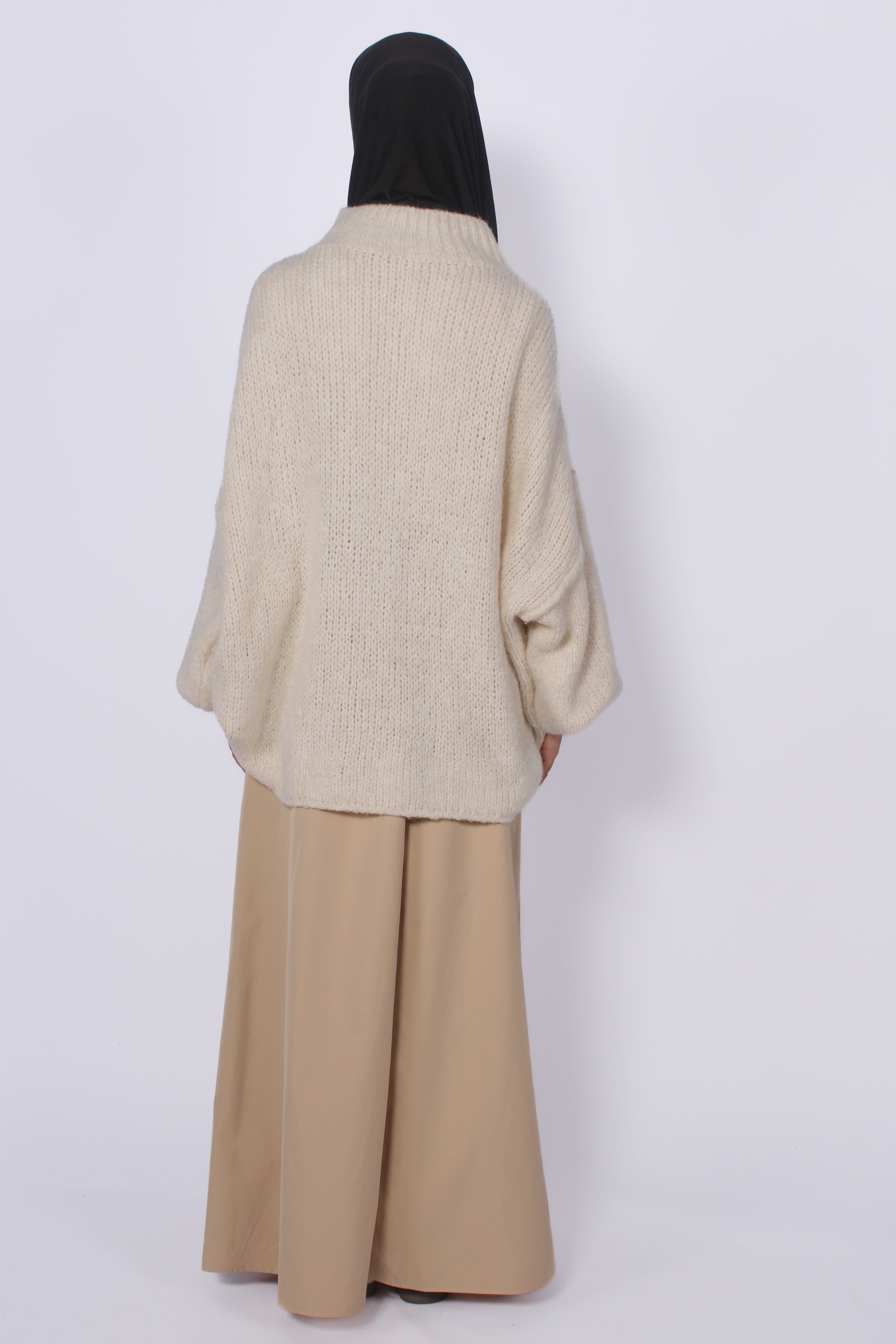 PLEATED MAXI SKIRT - BEIGE