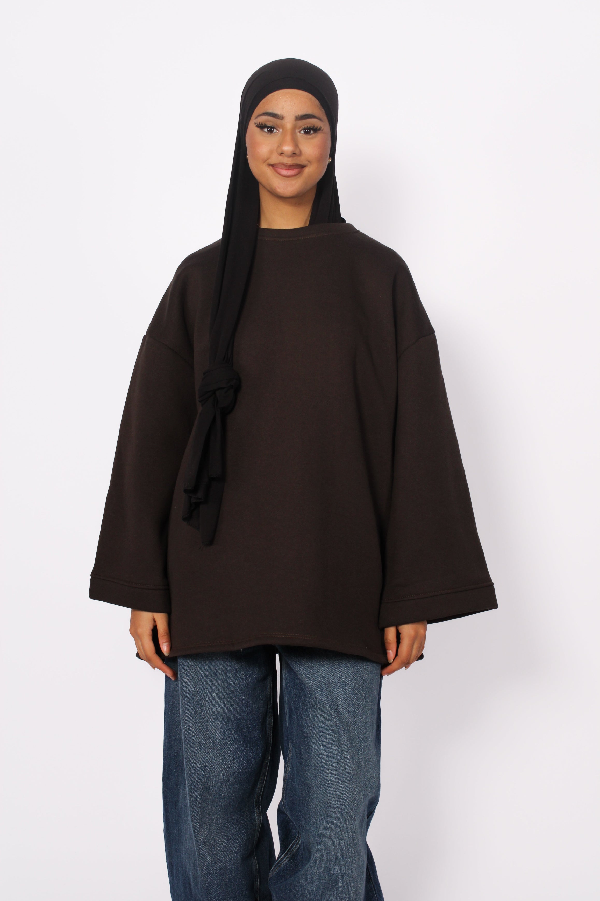 WARM HUGS SWEATER - DARK BROWN