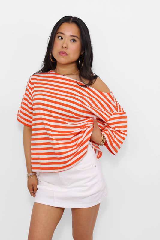 OFF SHOULDER STRIPE TEE