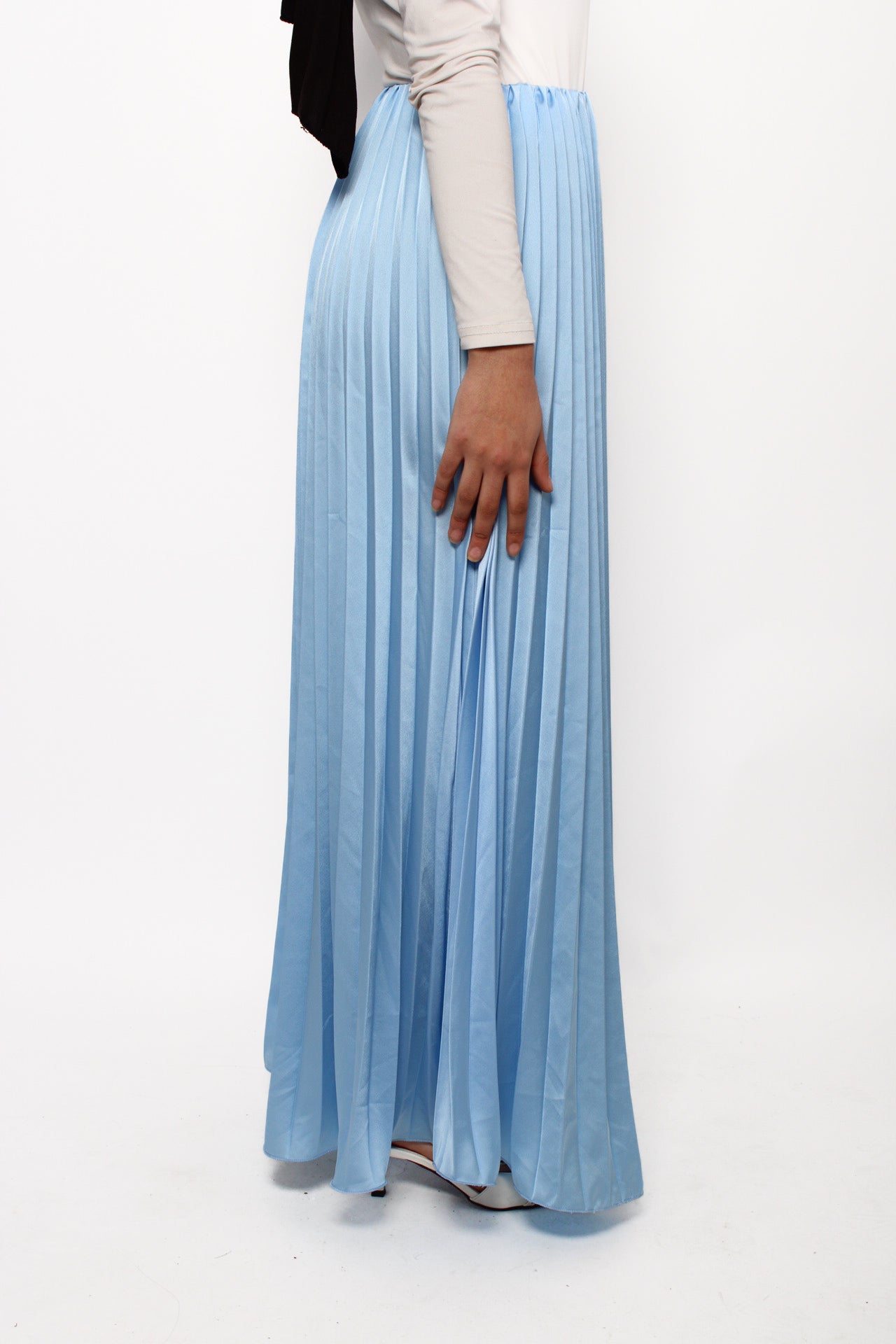 PLISSE MAXI SKIRT - SKY BLUE