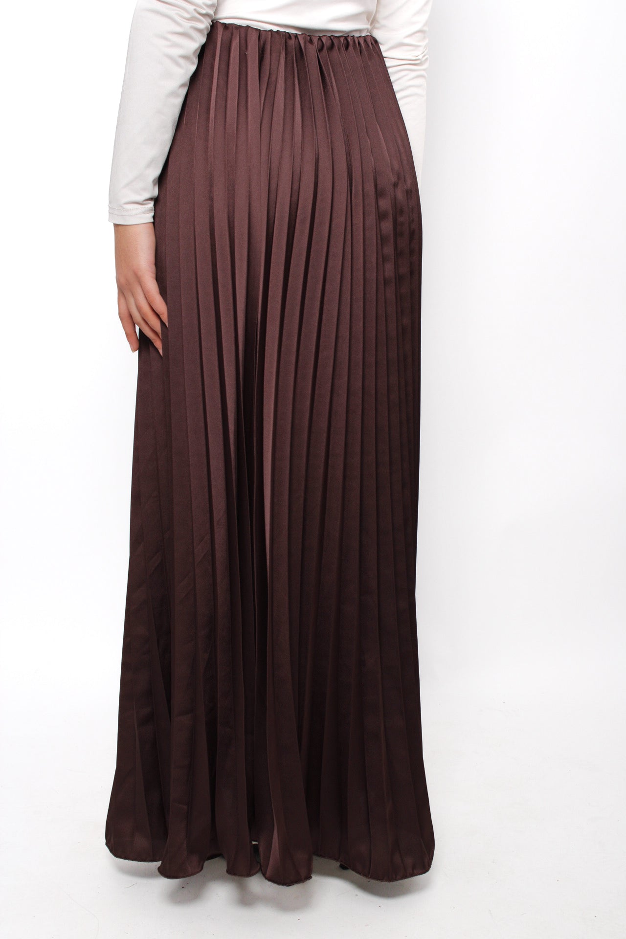 PLISSE MAXI SKIRT - BROWN