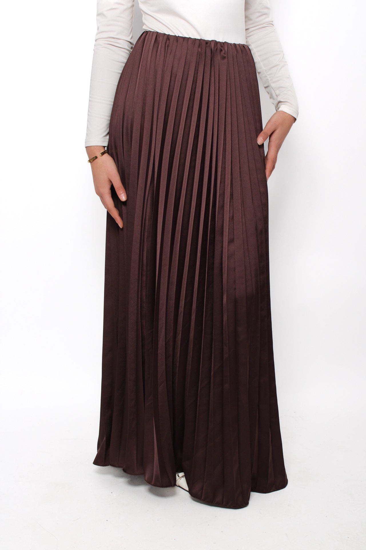 PLISSE MAXI SKIRT - BROWN
