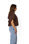 SLEEVELESS HOODIE - BROWN