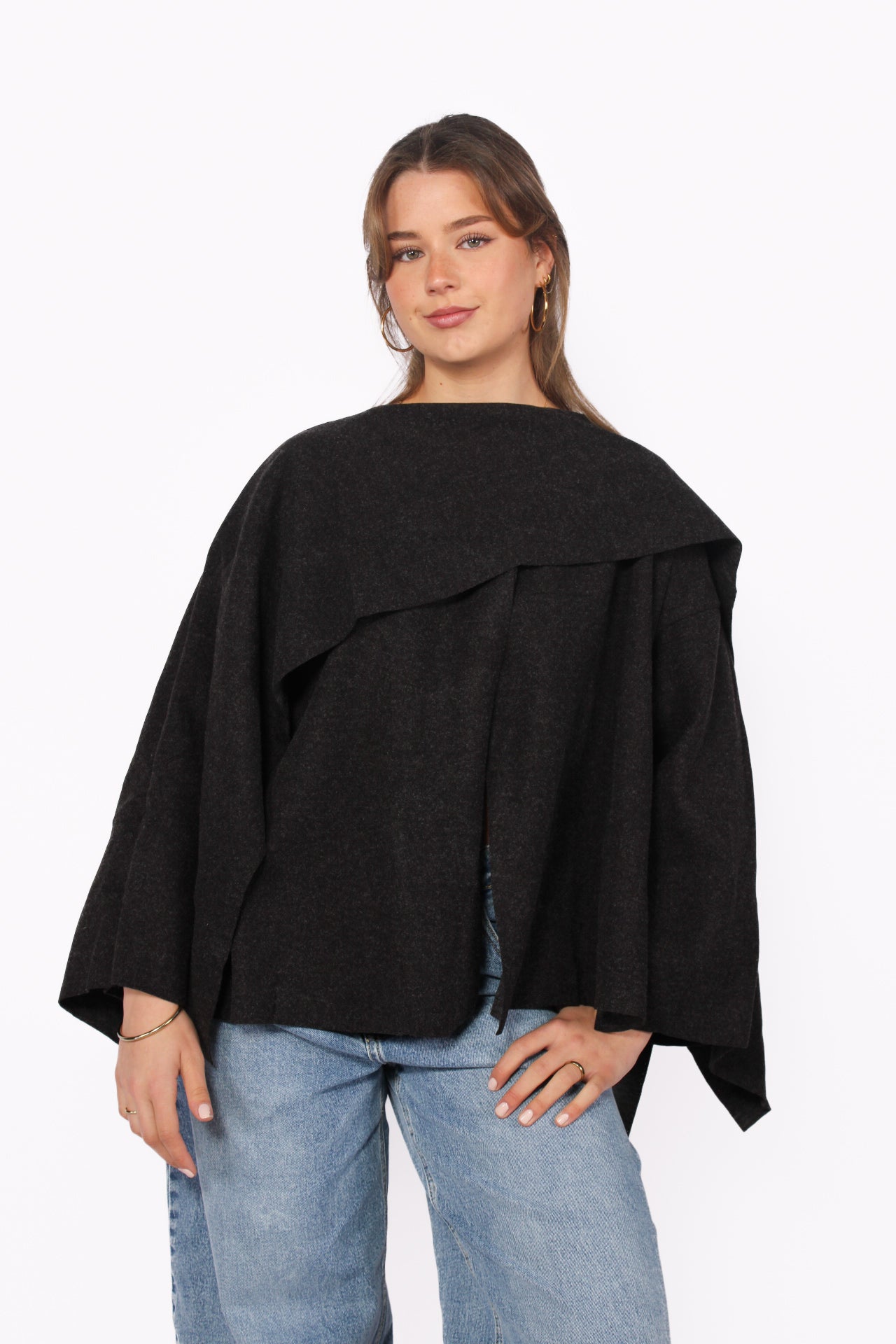 CLASSIC PONCHO - BLACK