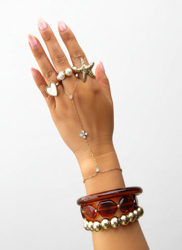 SWEET ESCAPE - HAND CHAIN