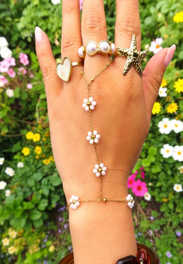 BEADED BLOOM - HANDCHAIN