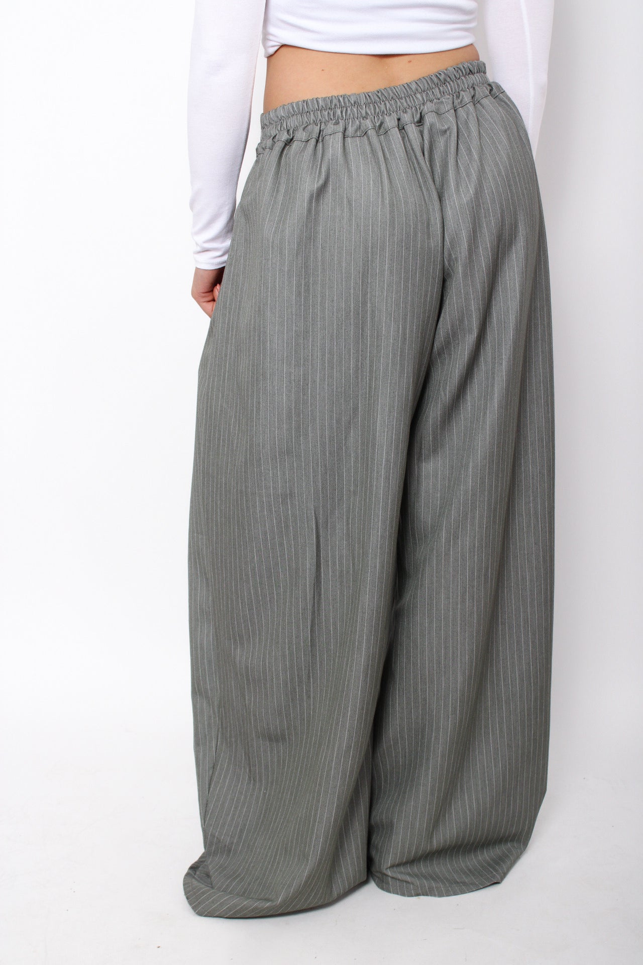 MADISON PINSTRIPE TROUSER - GREY