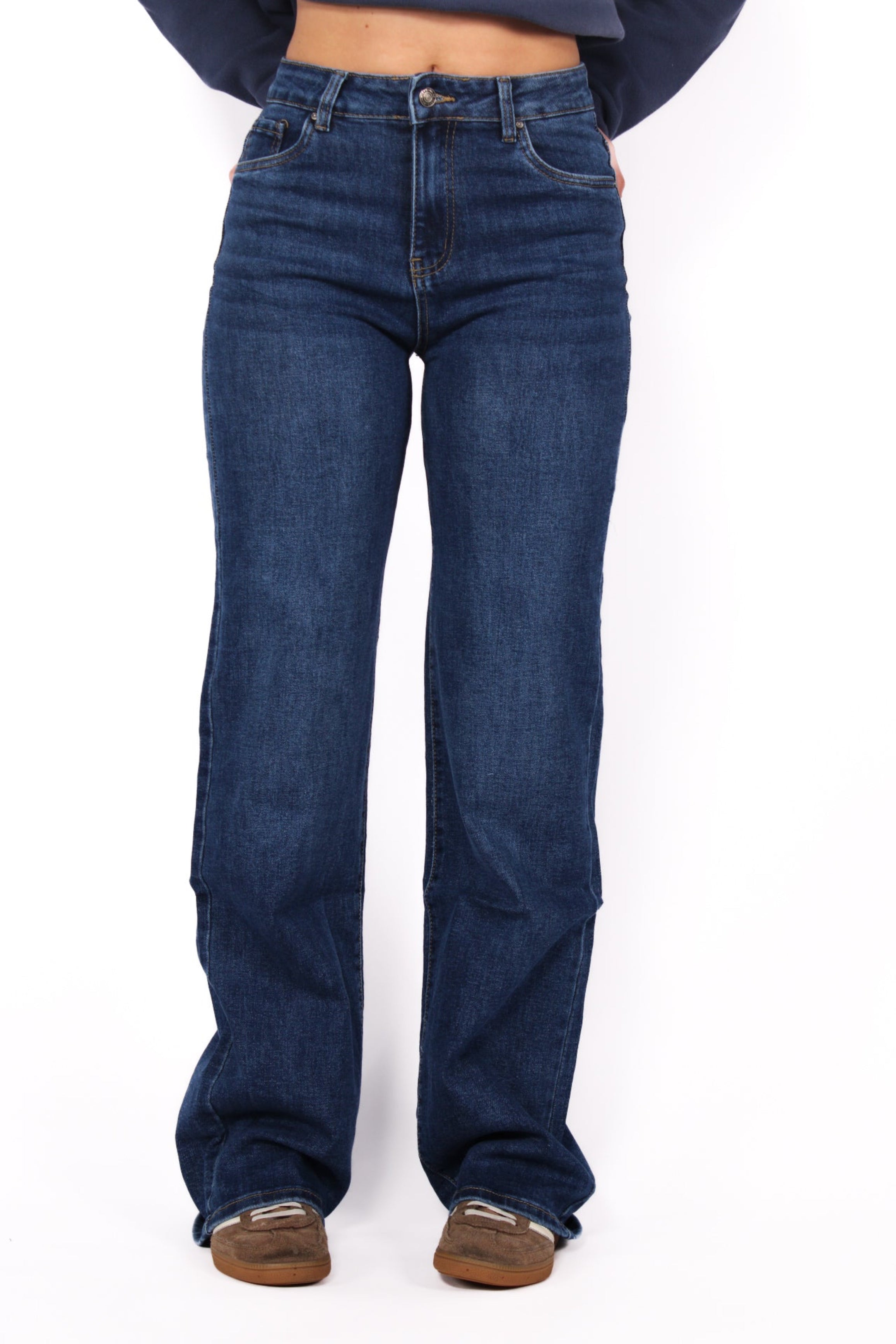 “PLUSSIZE TALL'' GOODIES WIDE LEG JEANS - MID DENIM