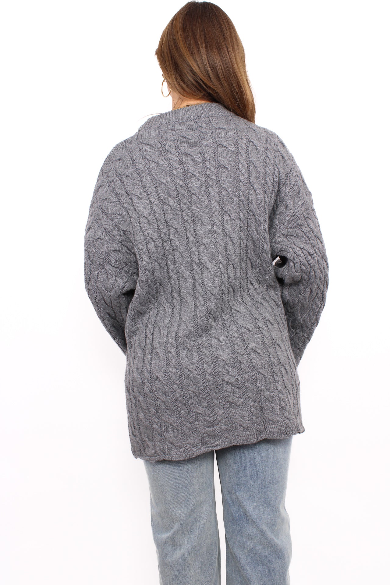 CABLE KNIT - GREY