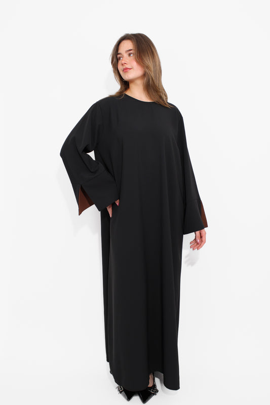 CLASSIC WITH A TWIST DRESS BLACK