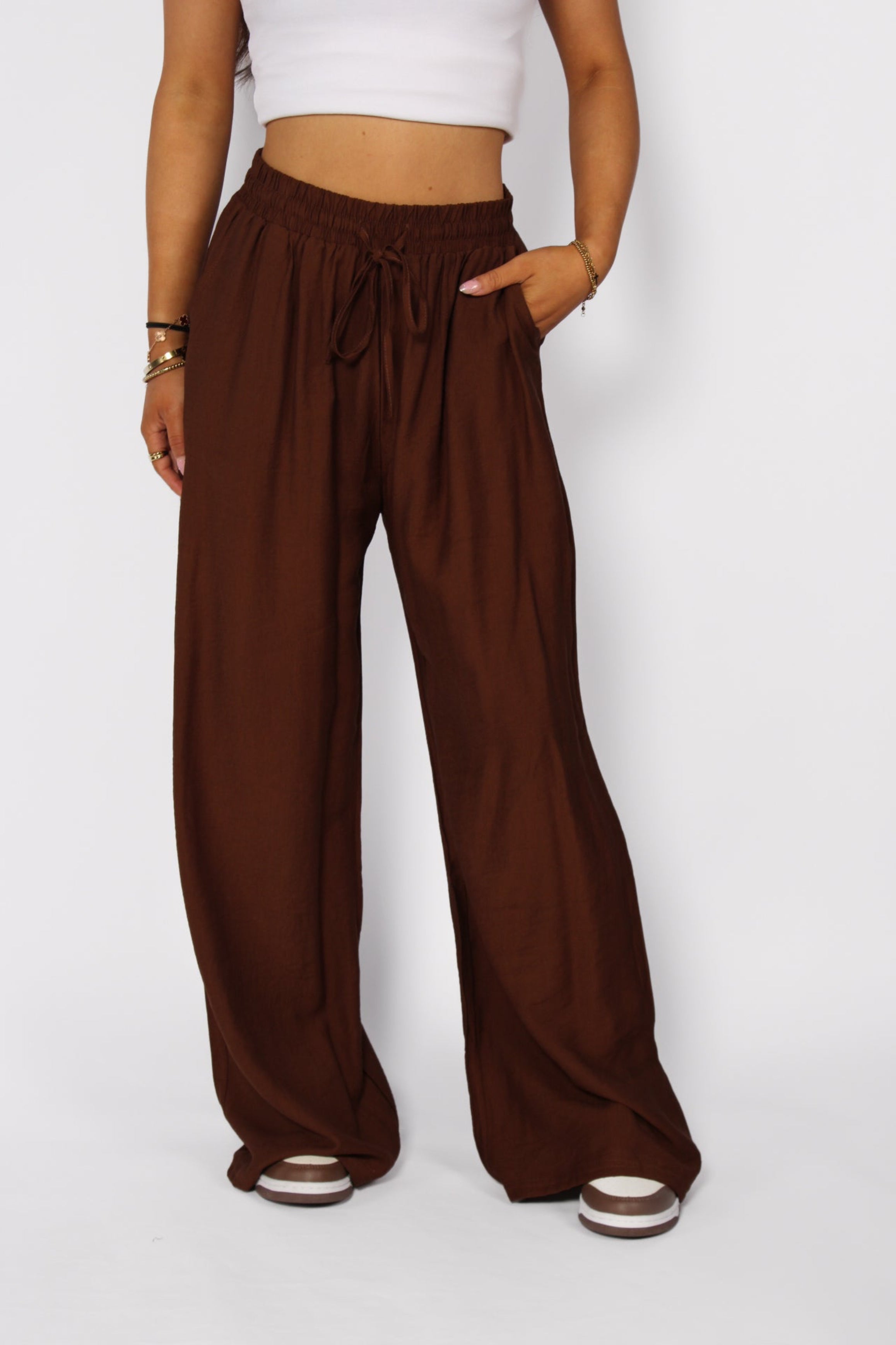 AIRY WAVE PANTS - BROWN