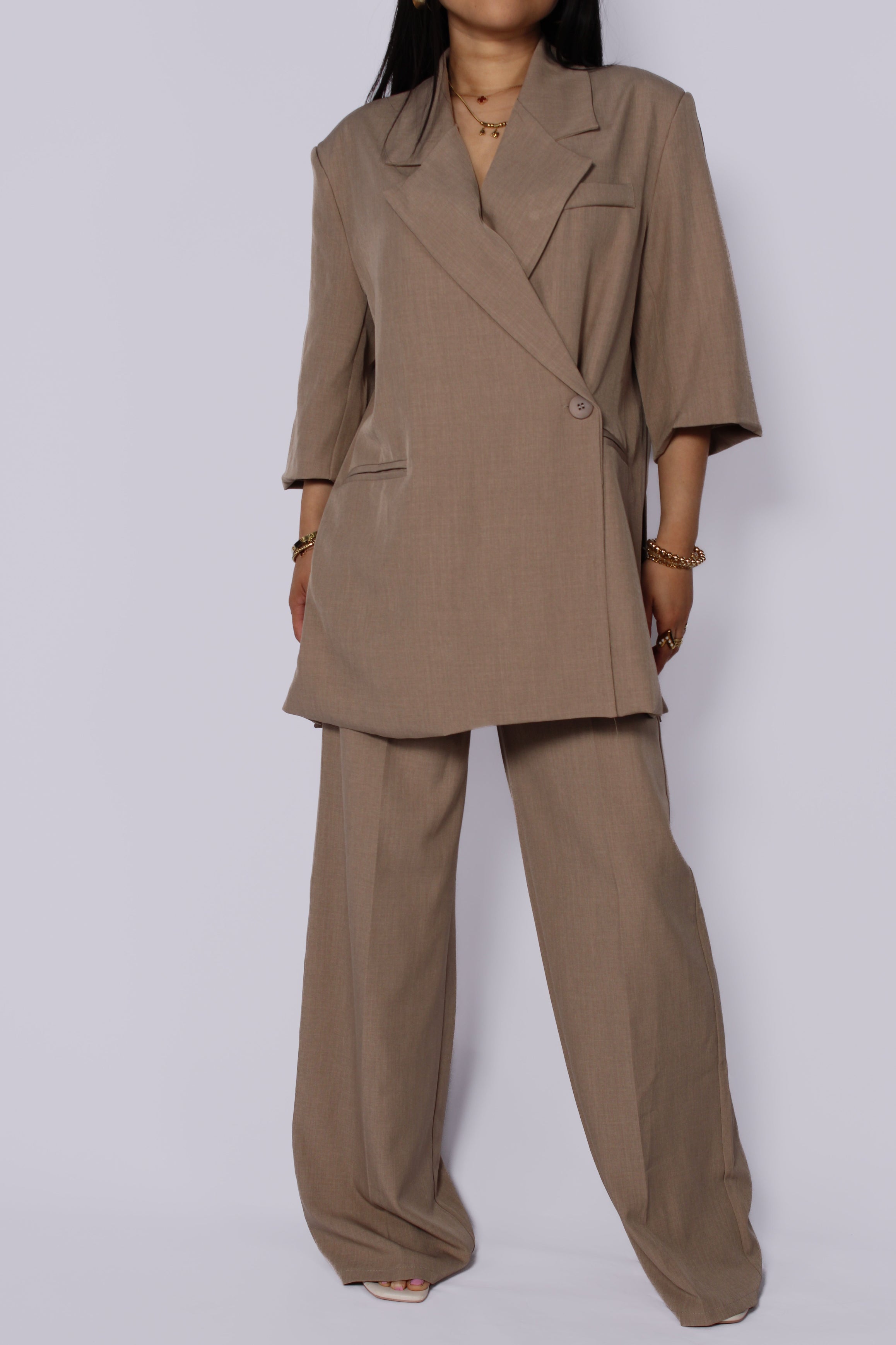 BOSSED UP SET - TAUPE