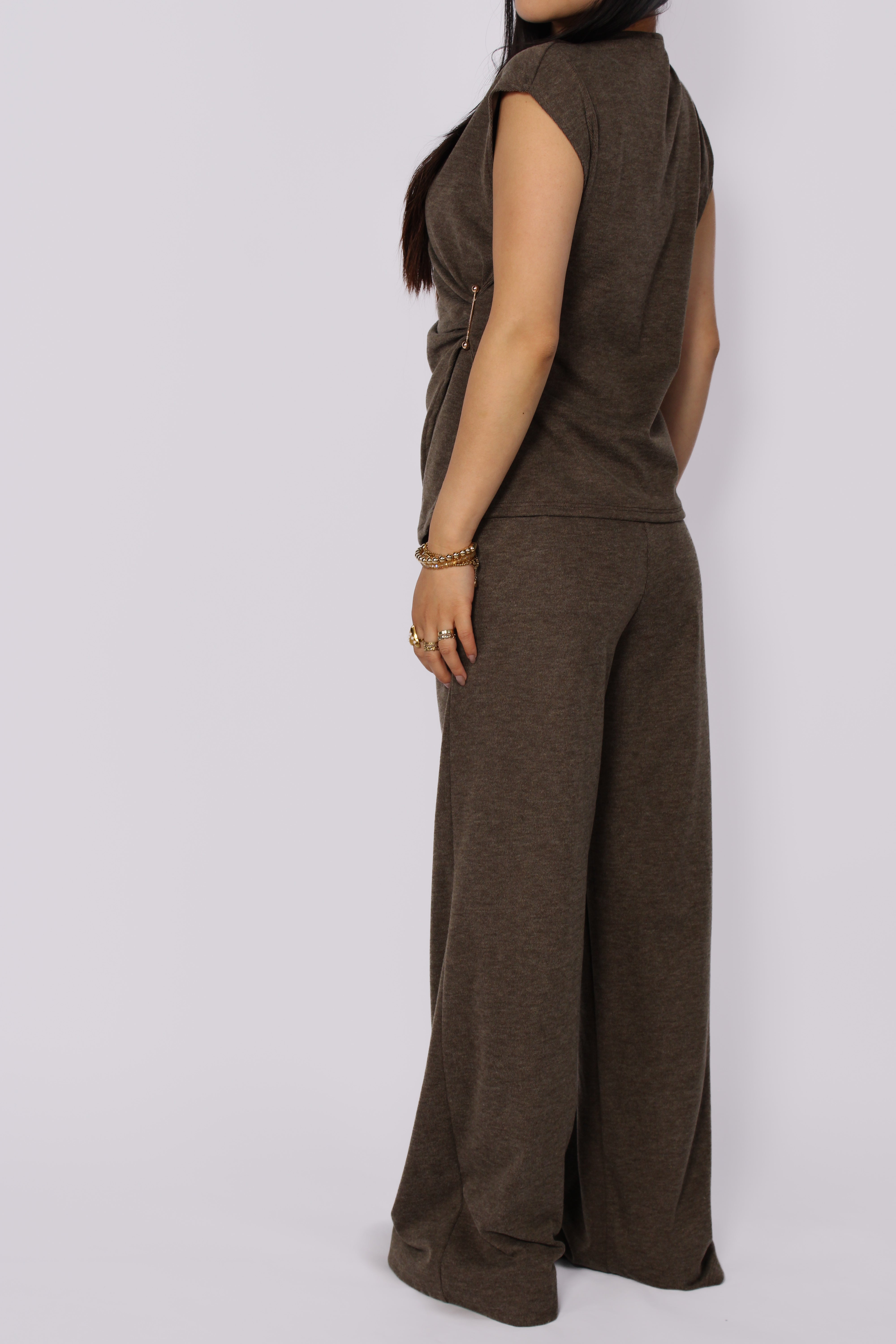 COMFY CHIC SET - LIGHT BROWN