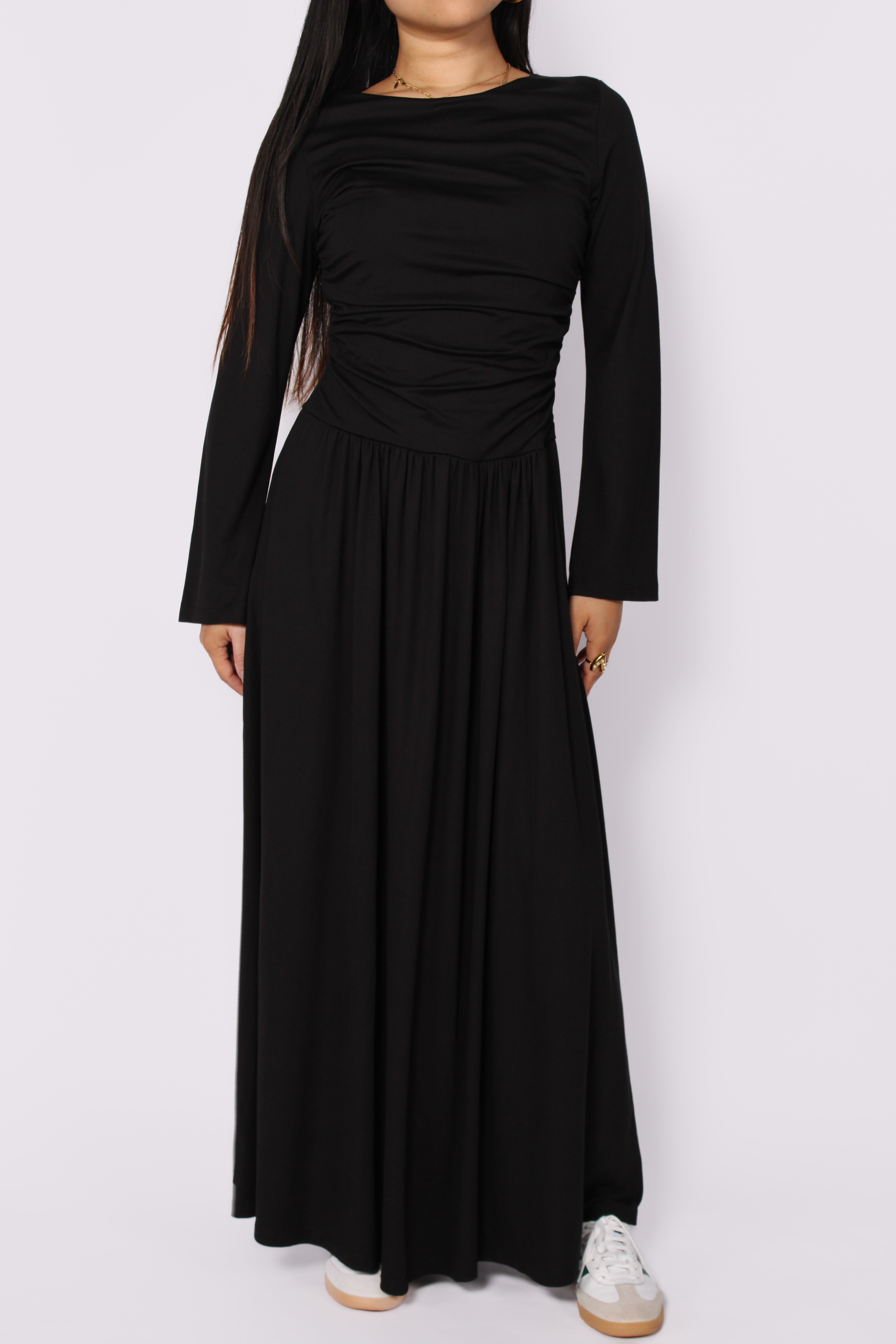 SOFT DRAPE DRESS - BLACK