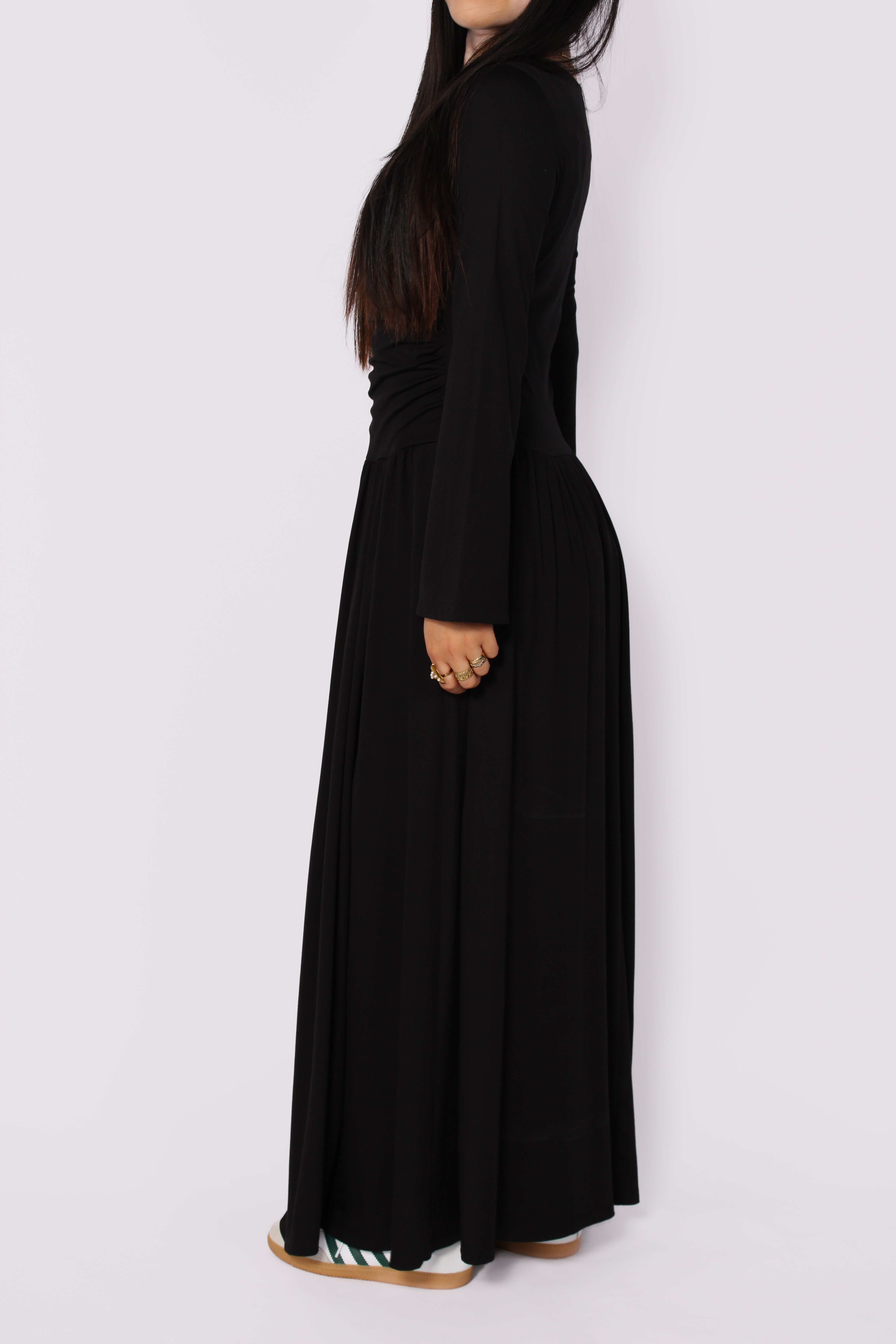 SOFT DRAPE DRESS - BLACK