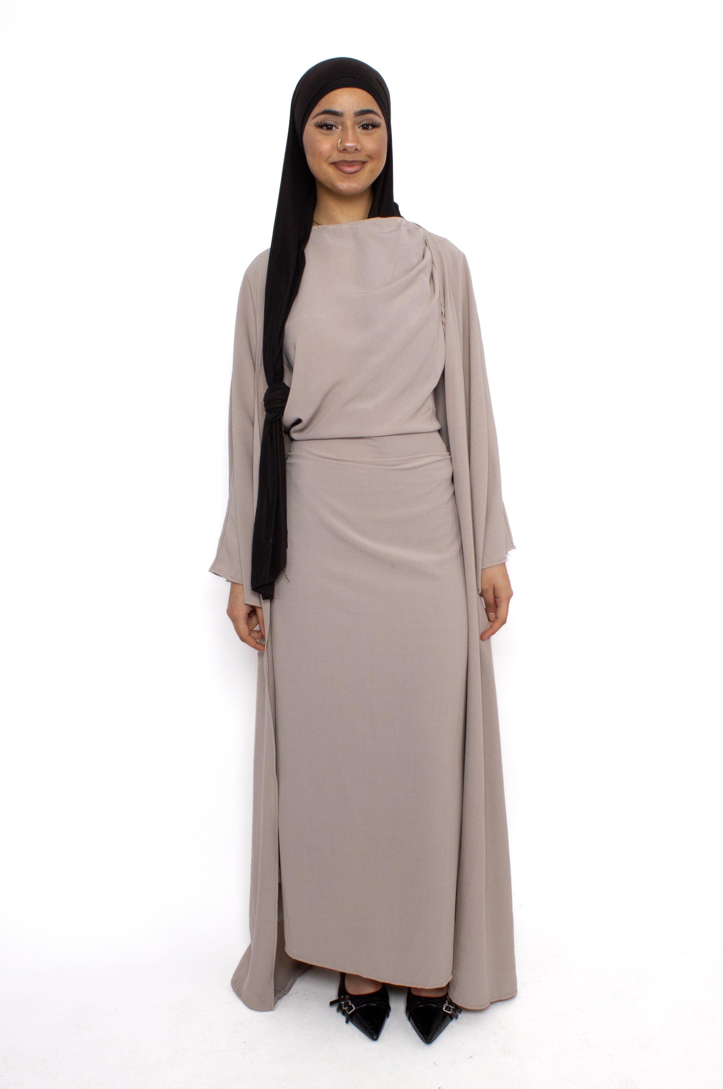 PRE ORDER 26 FEBRUARI! LEYLA SET - TAUPE