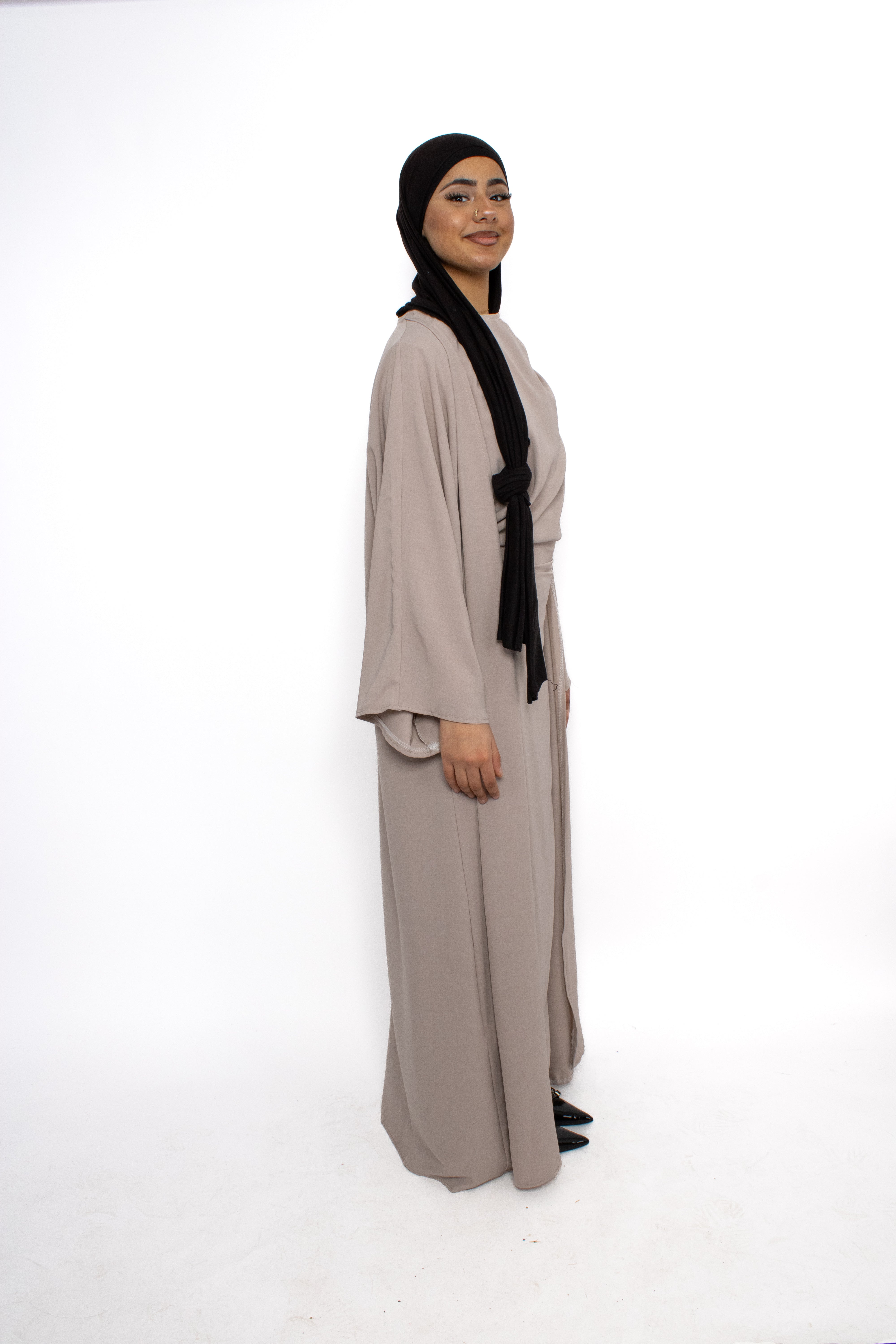 PRE ORDER 26 FEBRUARI! LEYLA SET - TAUPE