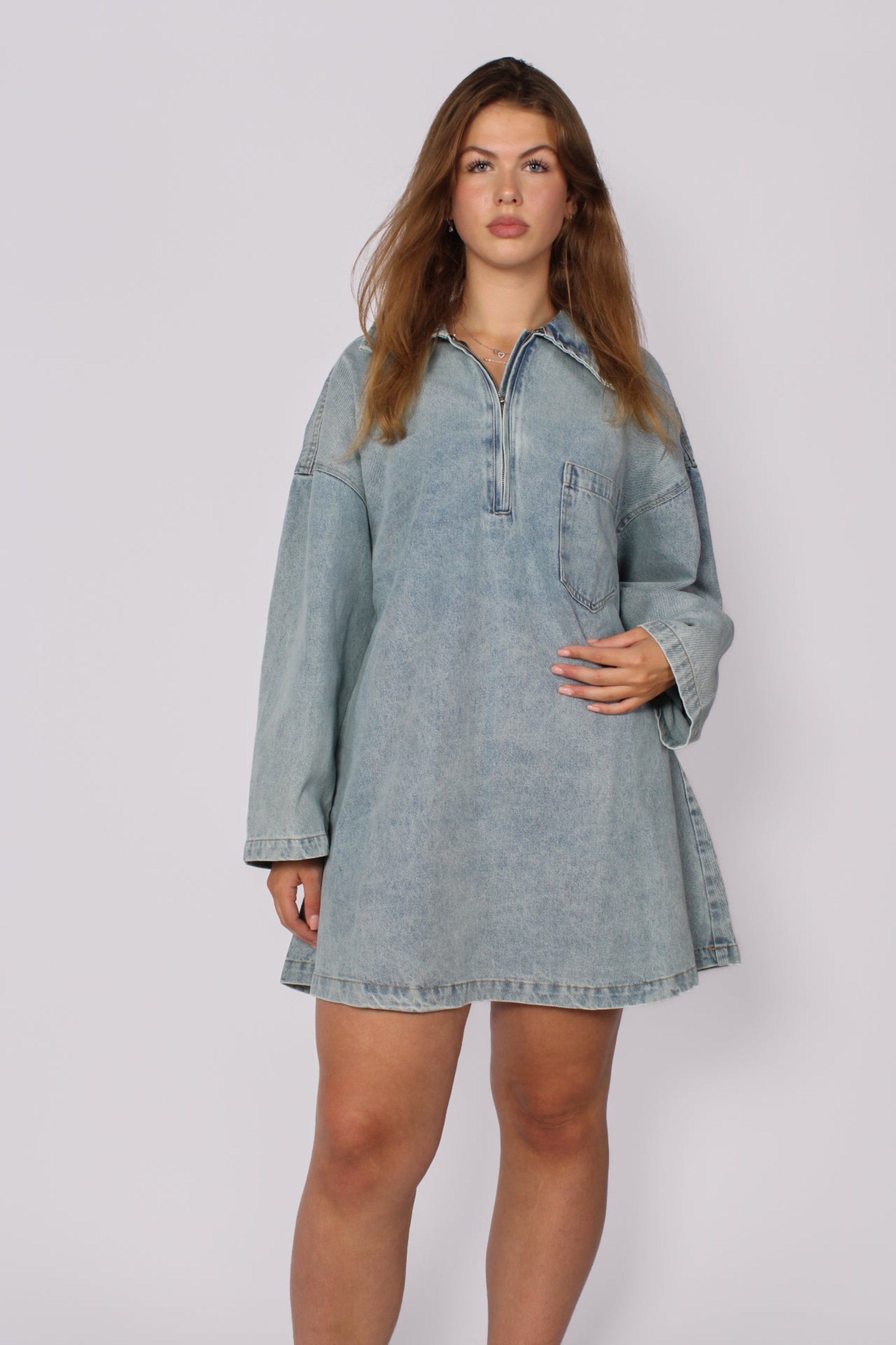 DENIM DRESS - LIGHT DENIM