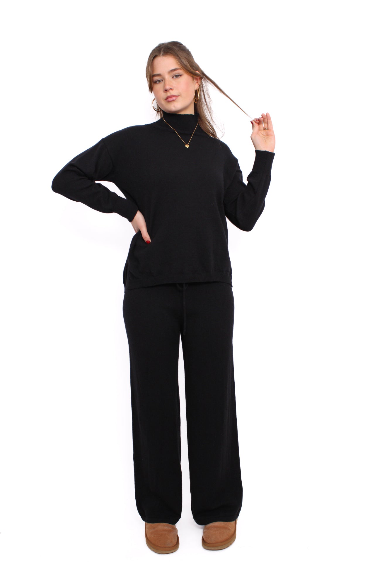 SOFT TOUCH LOUNGE SET - BLACK