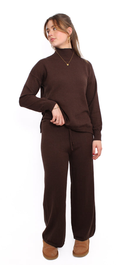 SOFT TOUCH LOUNGE SET - BROWN