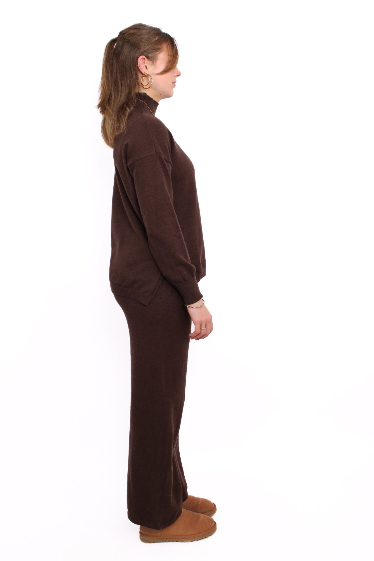 SOFT TOUCH LOUNGE SET - BROWN