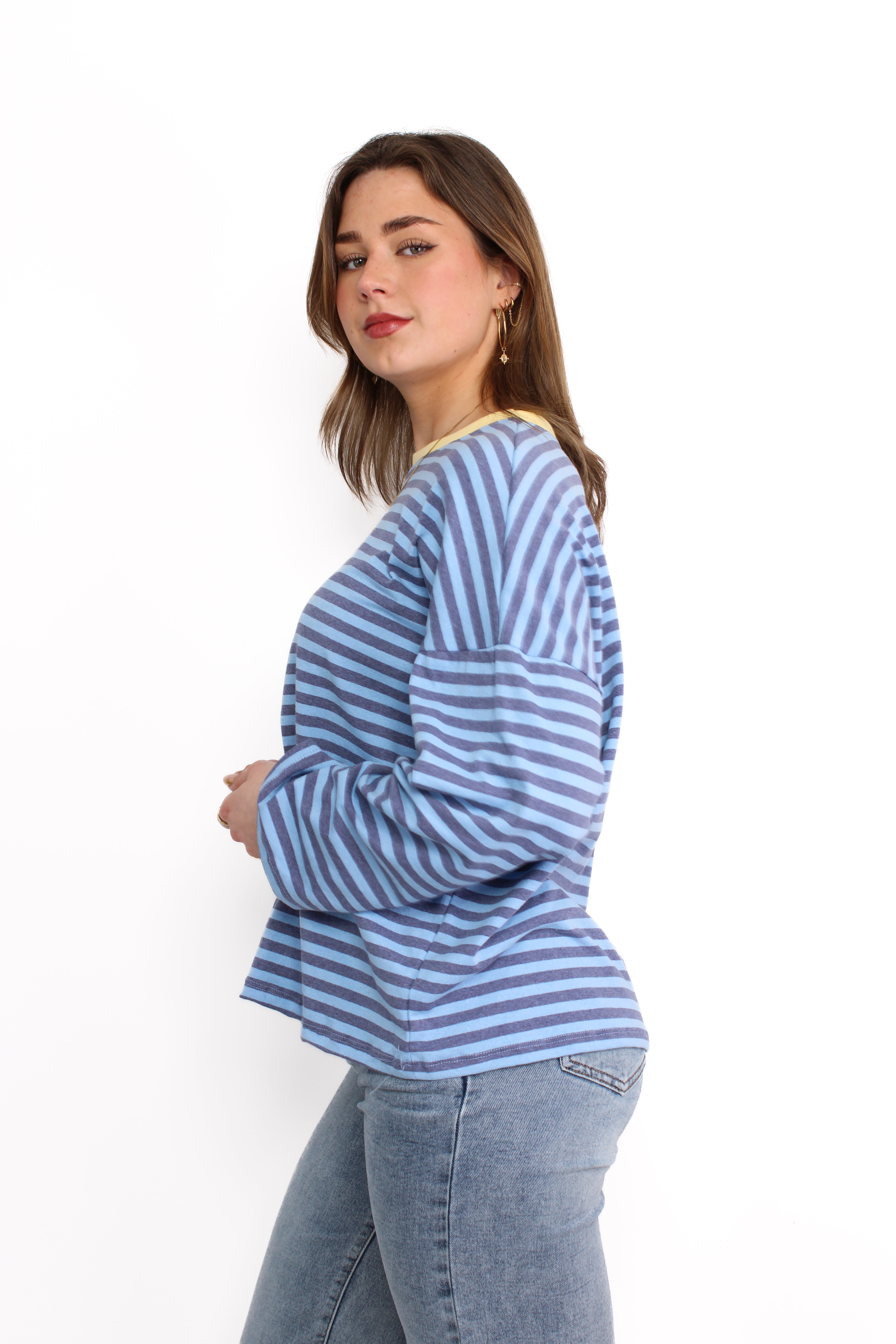 STRIPE VIBE LONG SLEEVE - BLUE