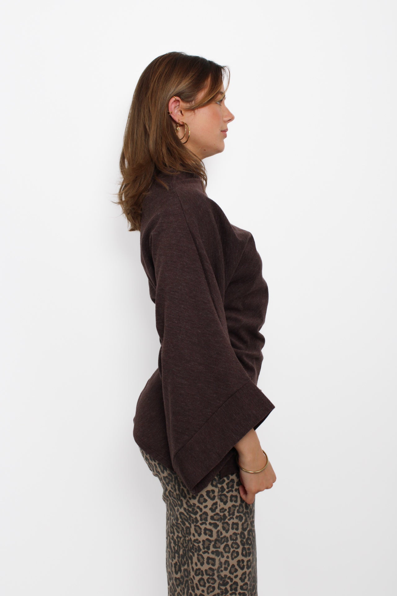 ABBY SWEATER - BROWN
