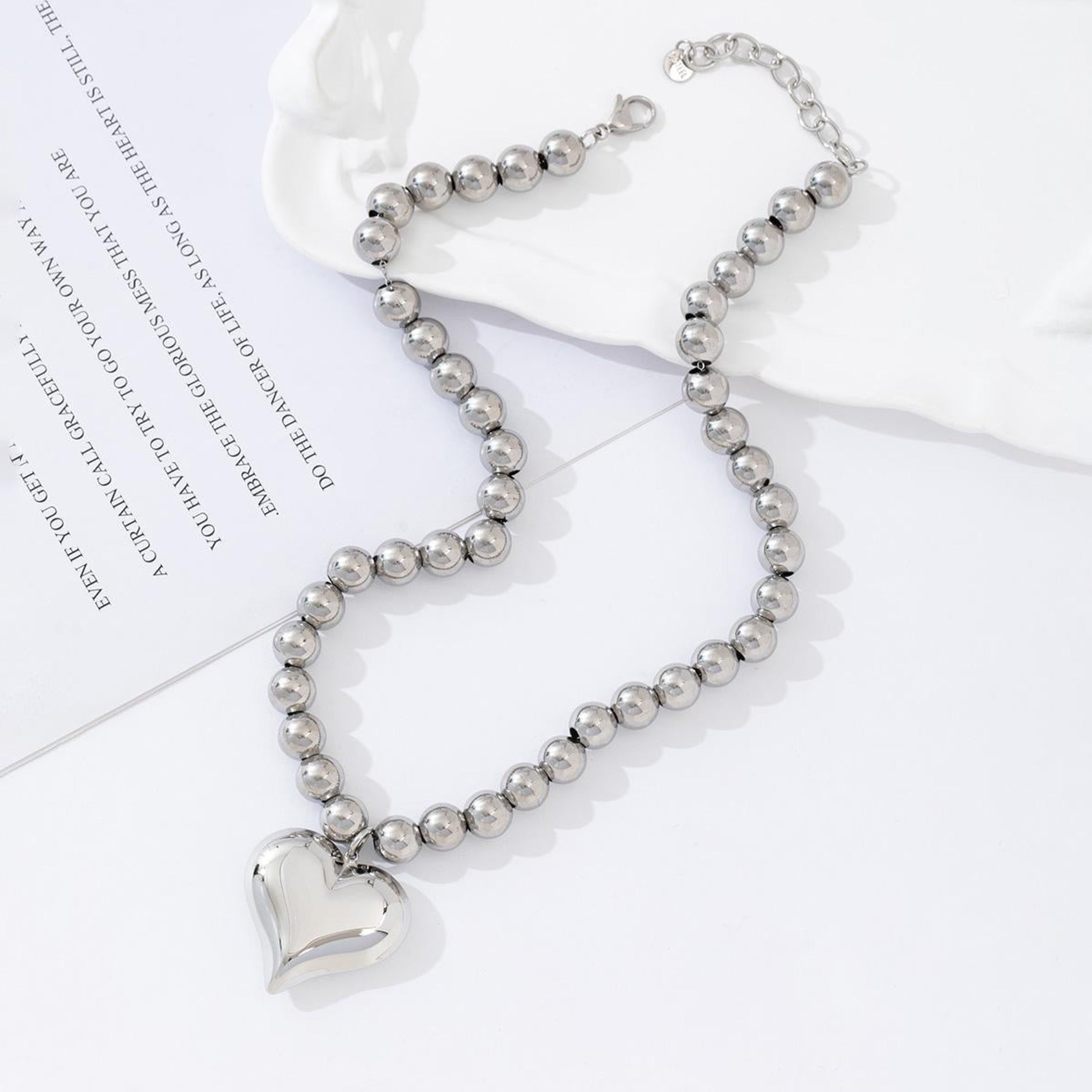 BEADS HEART NECKLACE - SILVER