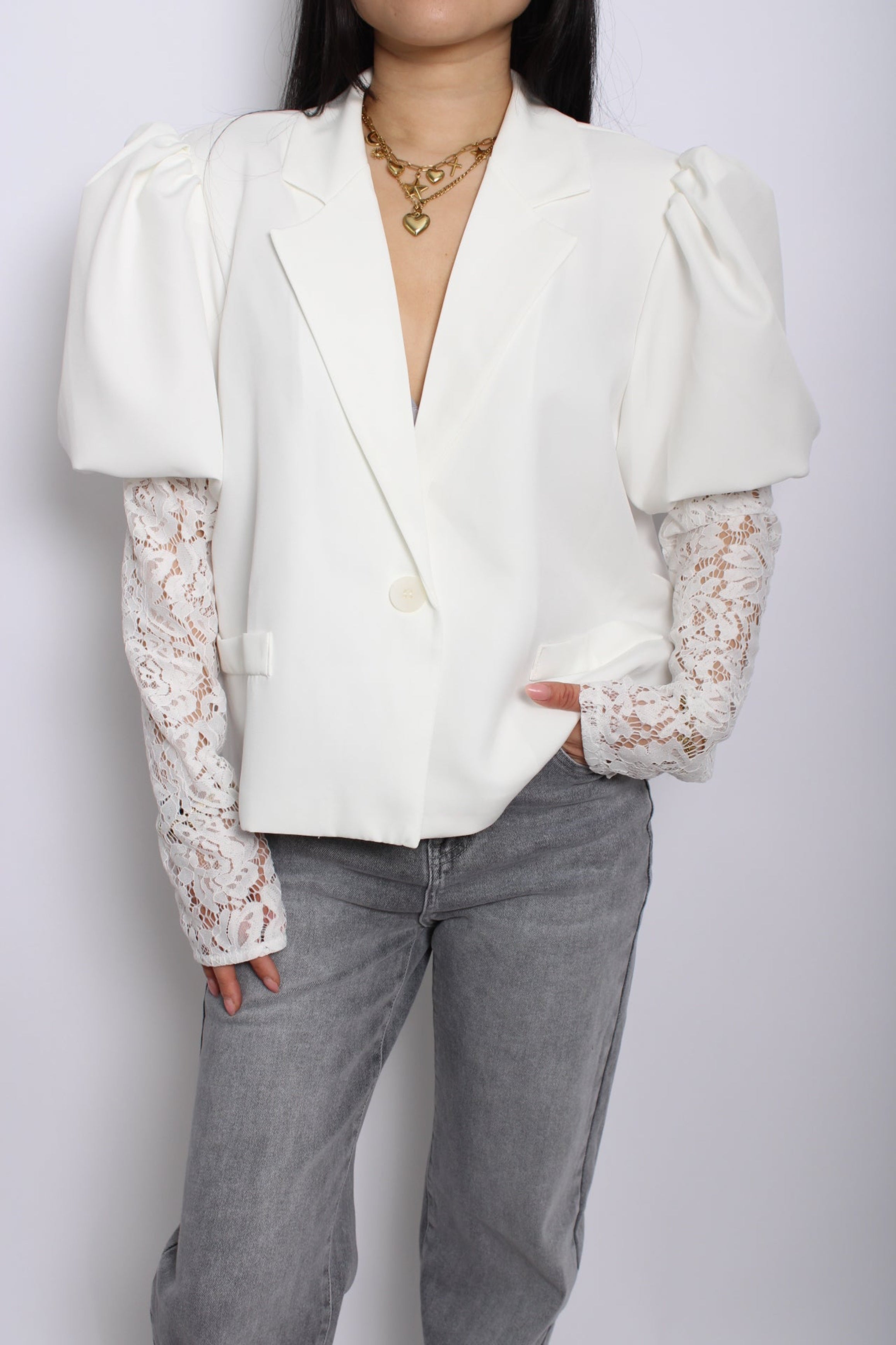 LACE BLAZER - WHITE