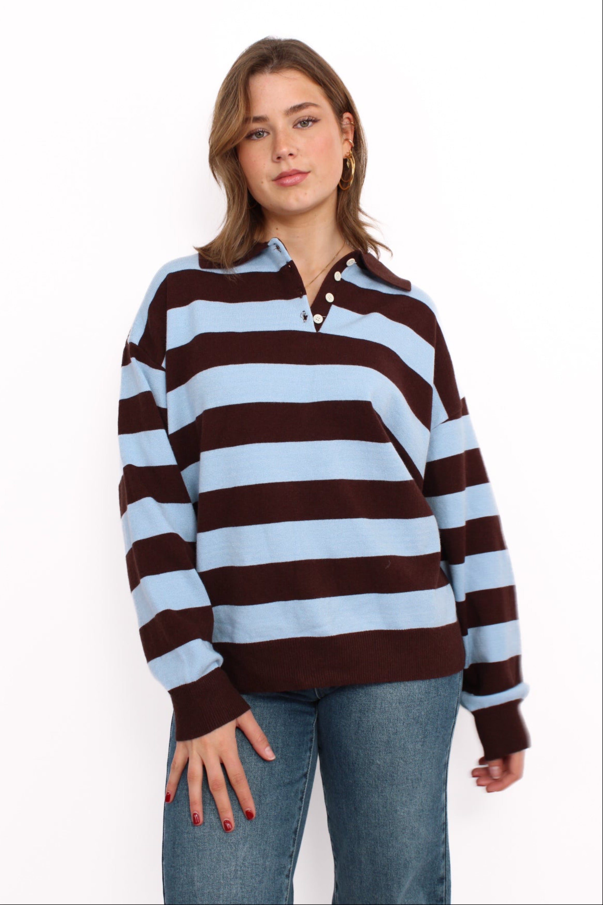 CHELSEA STRIPE POLO SWEATER - BROWN