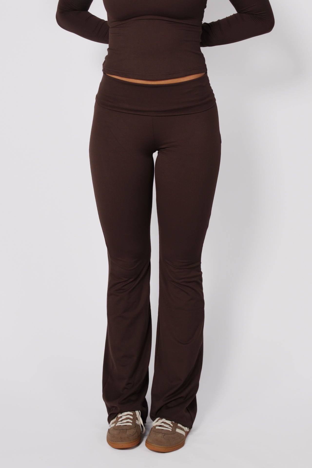 FOLD OVER FLARED PANTS - BROWN