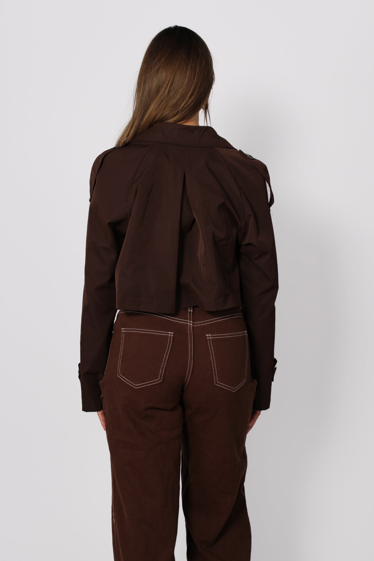 RILEY CROPPED TRENCHCOAT - BROWN
