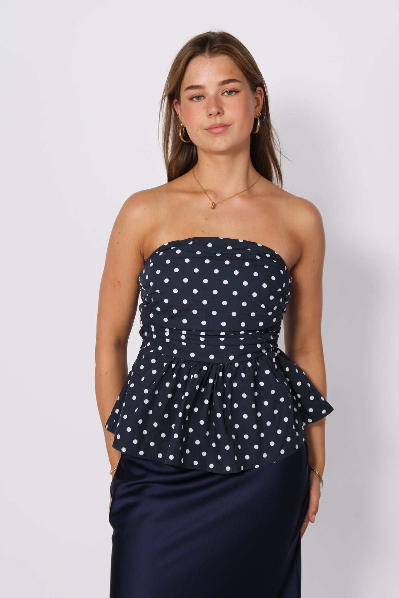 PRETTY IN POLKA TOP - NAVY