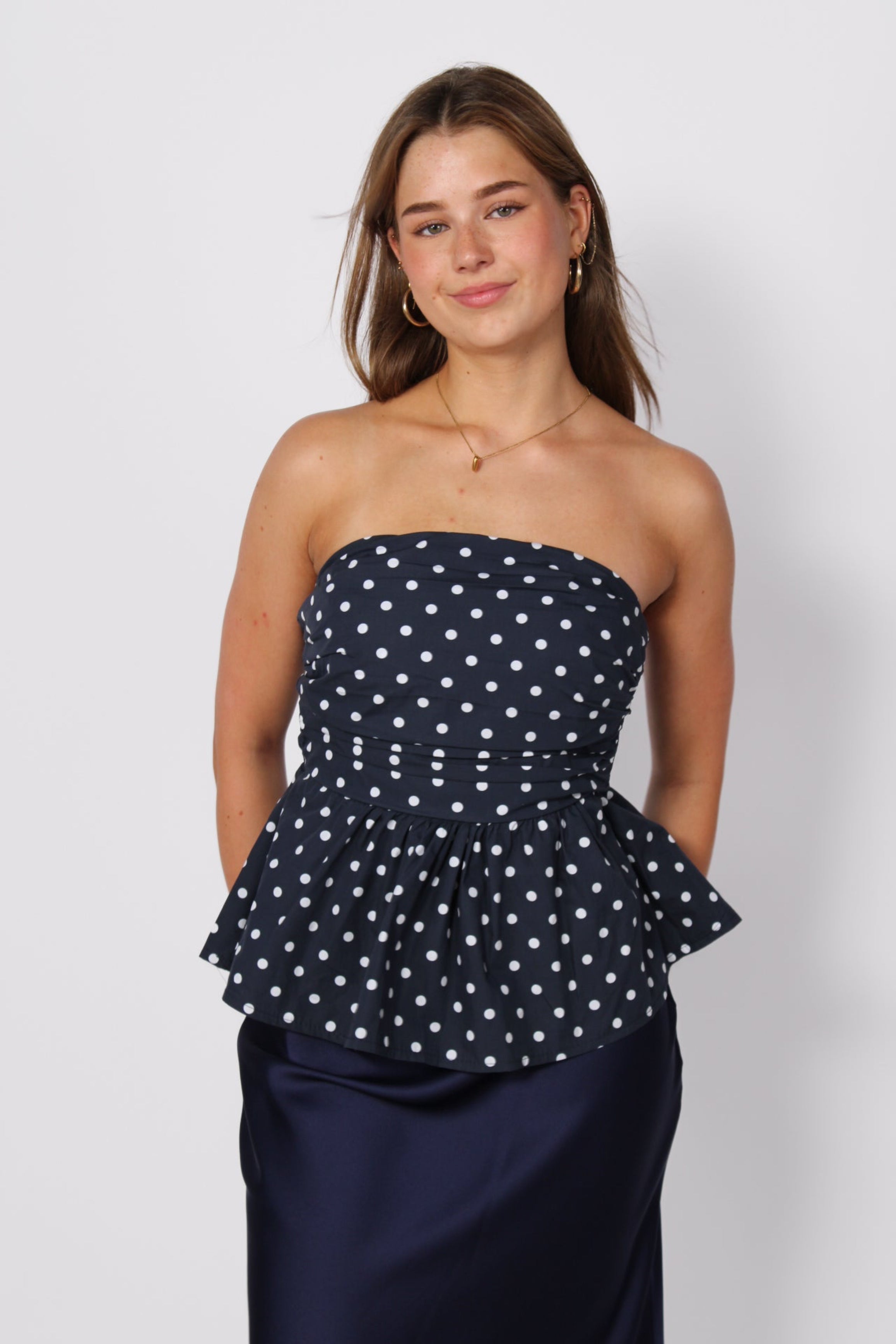 PRETTY IN POLKA TOP - NAVY
