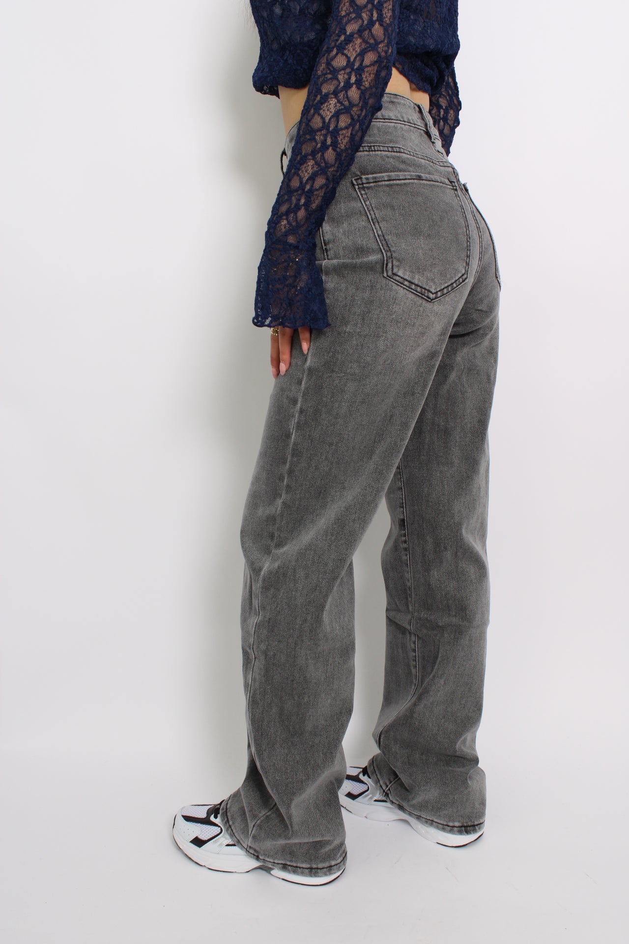 LOOSE STRAIGHT LEG JEANS 285-11 - GREY