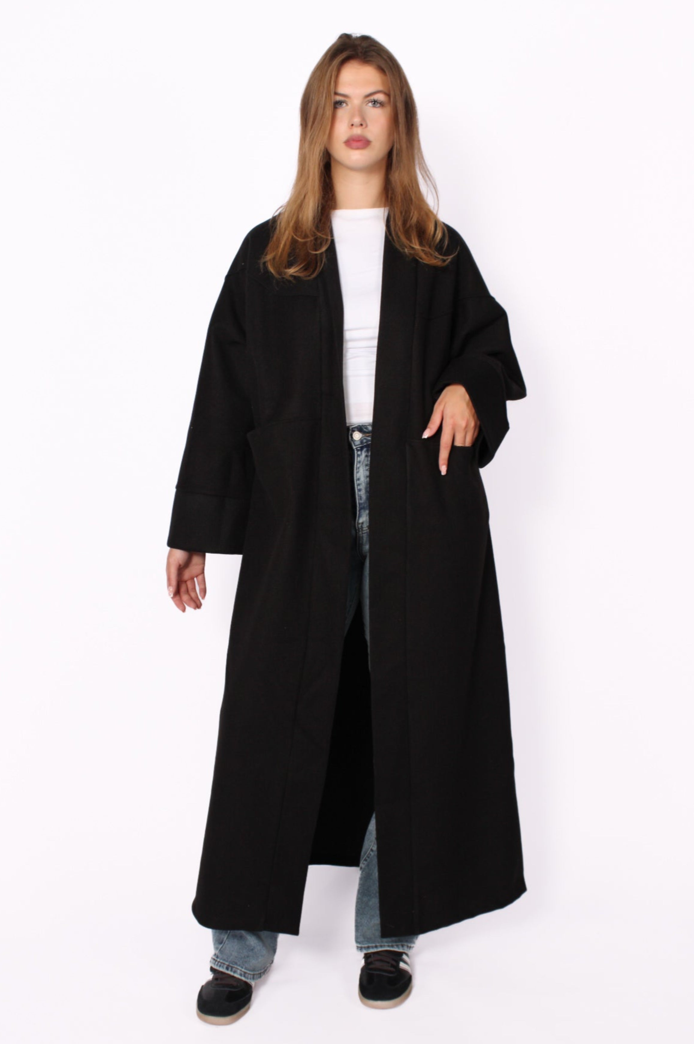 “TALL” NYLA KIMONO - BLACK