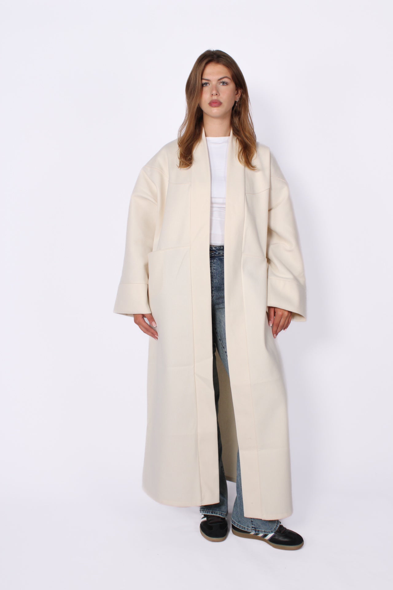 “TALL'' NYLA KIMONO - BEIGE