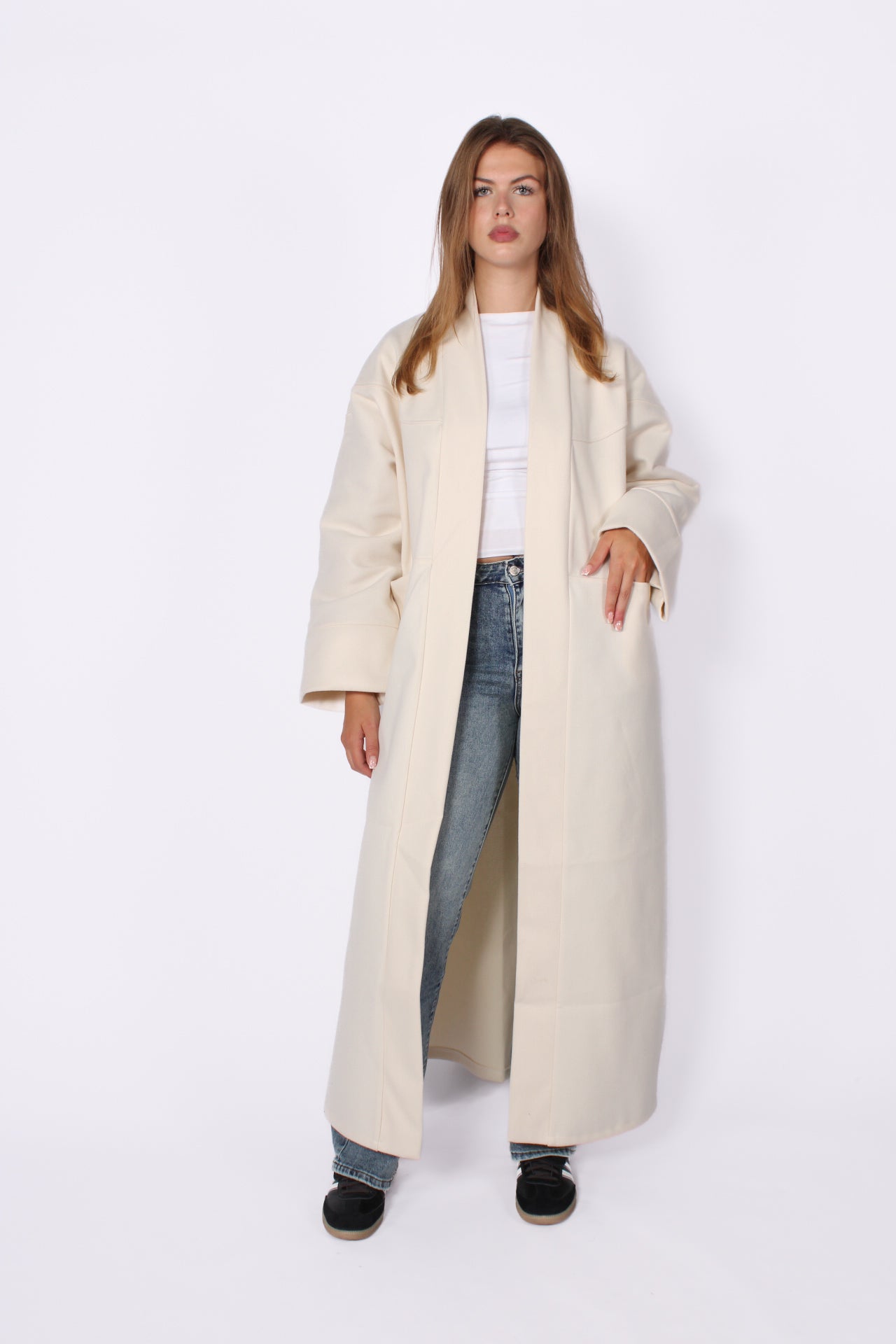 “TALL'' NYLA KIMONO - BEIGE